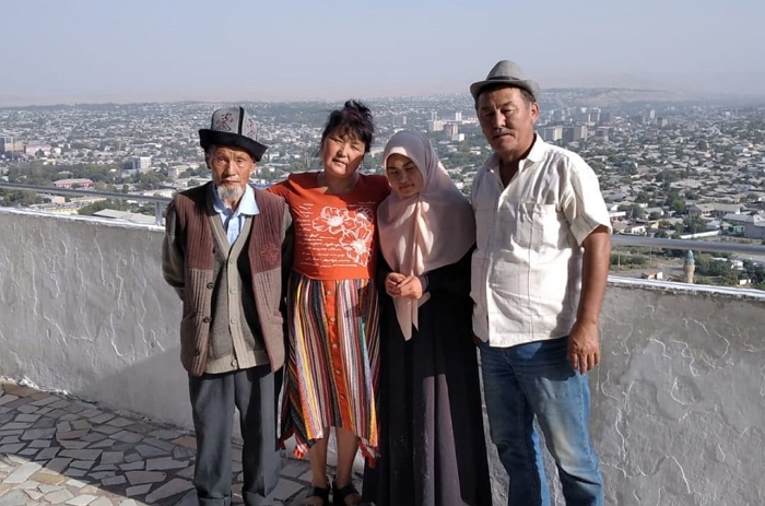 найти биологическую маму и отца в Киргизии (в Кыргызстане)